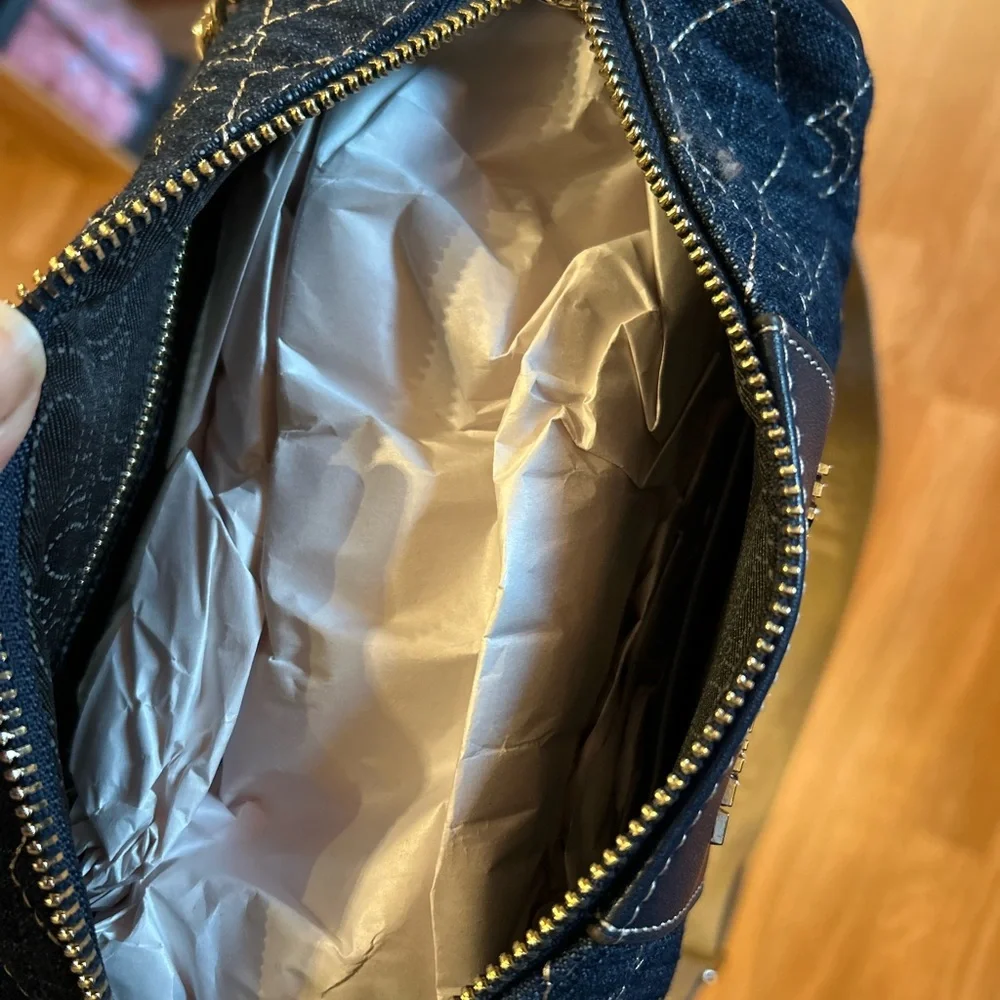 True Religion Navy denim crossbody Quilted Shoulder Bag - Picture 3 of 7